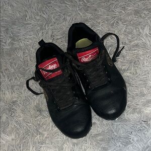 Perfect Condition Rawlings Black Athletic Shoes for Performance